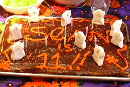 halloween party cake